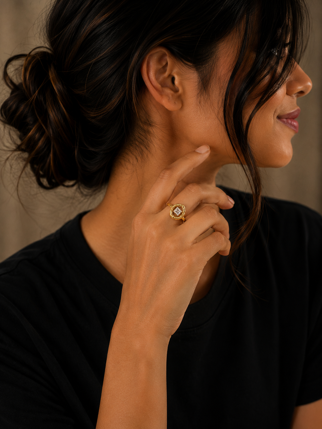 Sculpted Crystal Gold Ring