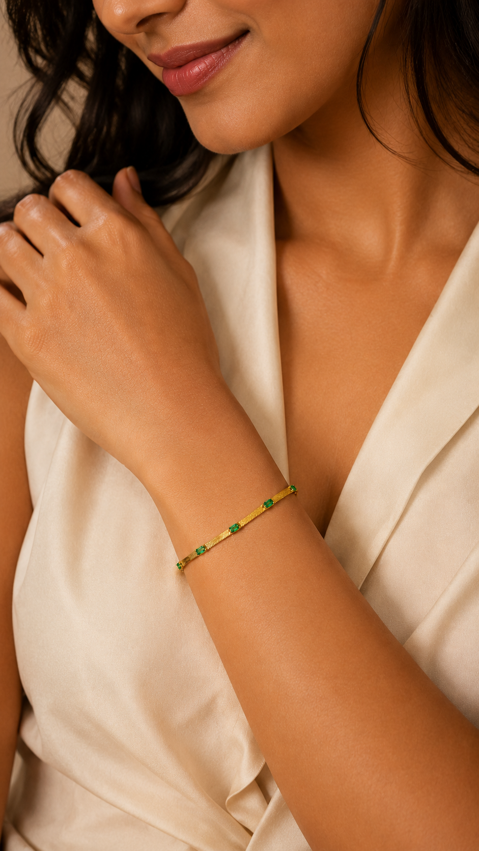 Minimal Emerald Bracelet