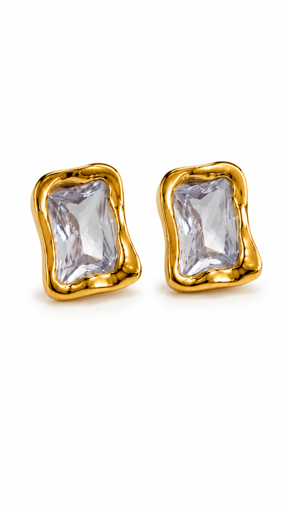 Sculpted Crystal Stud Earring