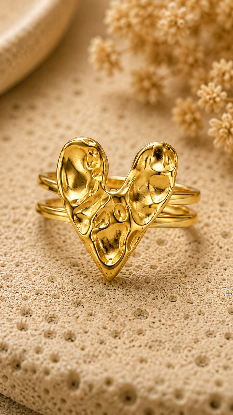 Molten Heart Gold Ring