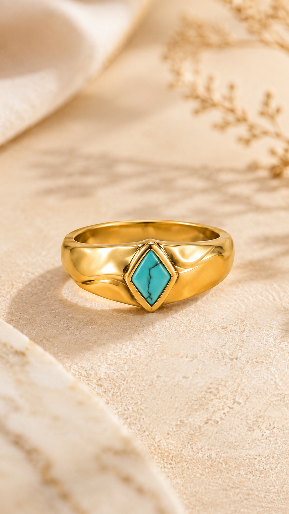 Turquoise antique stone Gold Ring