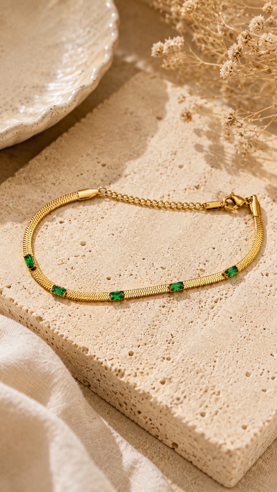 Minimal Emerald Bracelet